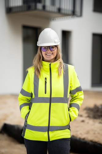 Kobiety budują polskie budownictwo. Dlaczego ich pensje wciąż nie dorastają do kompetencji?